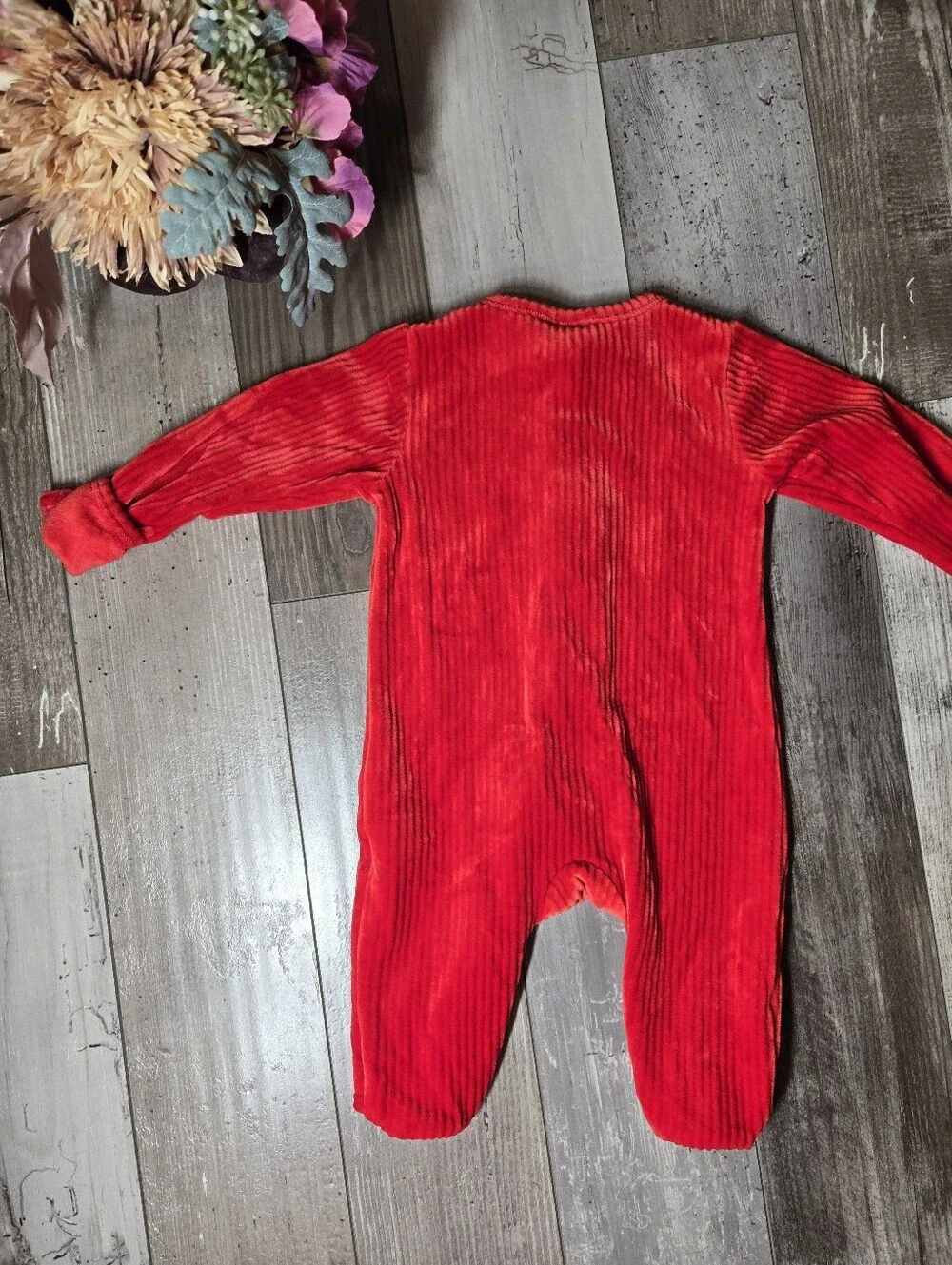Old Navy Red Ribbed Fleece-Lined Footed One-Piece Pajamas Size 3-6M Baby NWOT